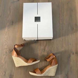 Dolce Vita “Noor” Wedge Sandals, NWT